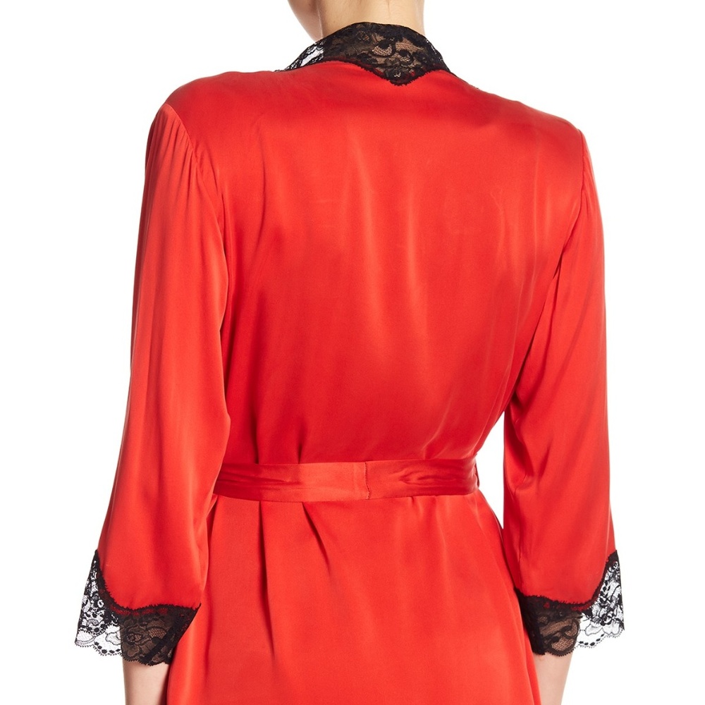 AO LA Alice & Olivia Briley Lace Combo Silk Robe - Picture 3 of 3